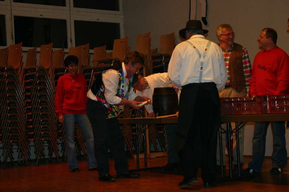 2008 wurstverkauf hexennacht egesheim 20110325