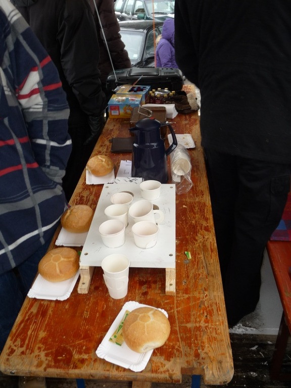 2010 wurstverkauf egesheim 20110325