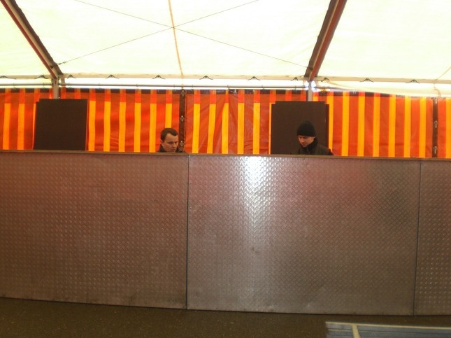 2010 zeltaufbau jubilaeum egesheim 20110325