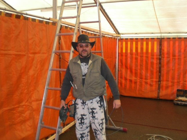 2010 zeltaufbau jubilaeum egesheim 20110325