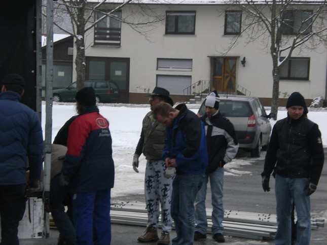 2010 zeltaufbau jubilaeum egesheim 20110325